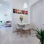Leni's House Appartamento *
